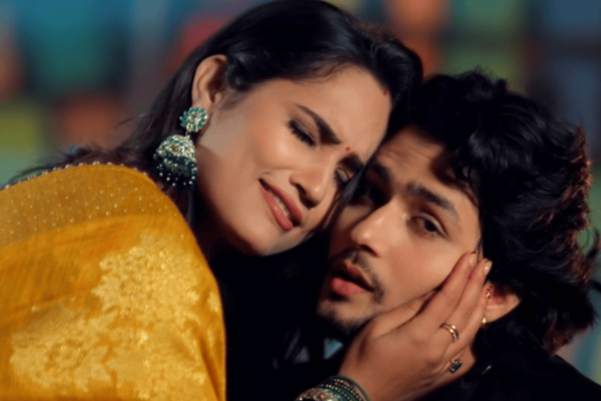 शिवानी सिंह का नया गाना 'मछरिया' रिलीज, क्वीन शालिनी-साहिल की केमिस्ट्री ने जीता दिल