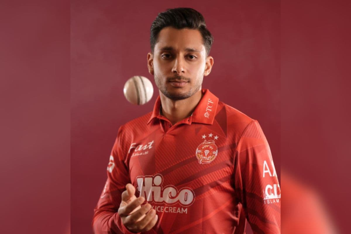 PSL 2026: प्रैक्टिस के दौरान सिर में लगी गेंद, पाकिस्तानी पेसर अस्पताल में भर्ती