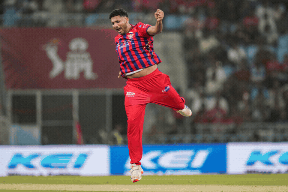 LSG vs KKR: मोहसिन खान का धमाल, 5 विकेट चटकाकर केकेआर को किया पस्त