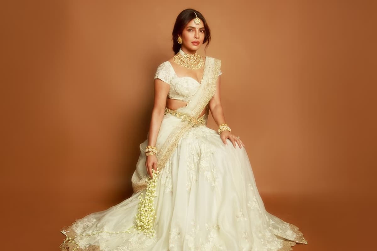 प्रियंका चोपड़ा ने दिखाई हैदराबाद की झलक, क्या ‘वाराणसी’ की शूटिंग शुरू?