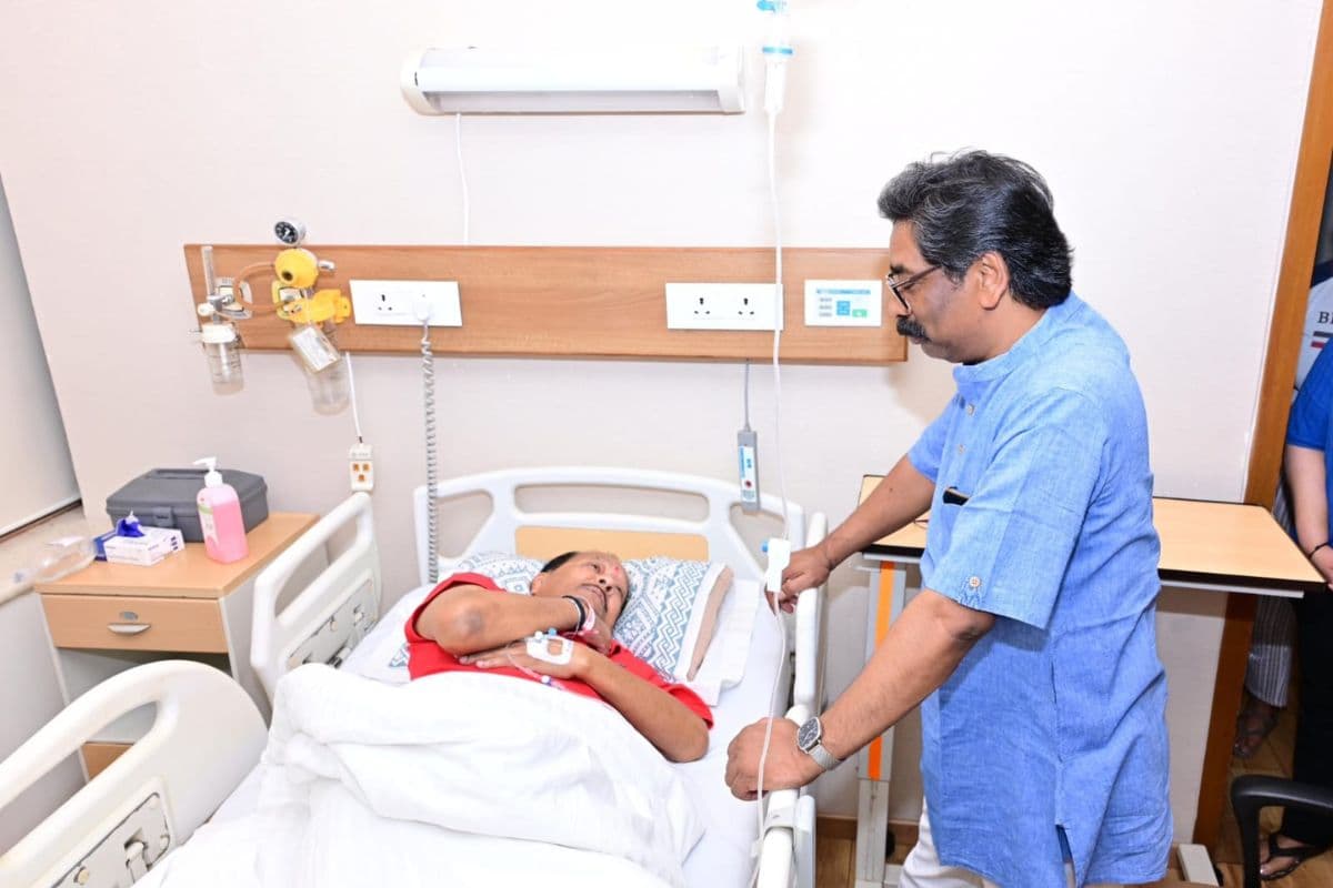 झारखंड: मंत्री राधाकृष्ण किशोर अस्पताल में भर्ती, बंगाल चुनाव प्रचार से लौटते ही बिगड़ी तबीयत, CM ने जाना हालचाल