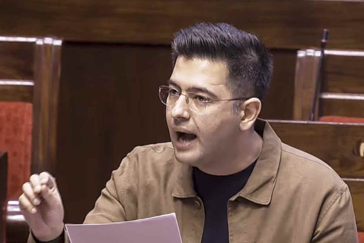 राज्यसभा में बदलाव, डिप्टी लीडर पद से राघव चड्ढा हटाए गए , क्या AAP में आ गई दरार?