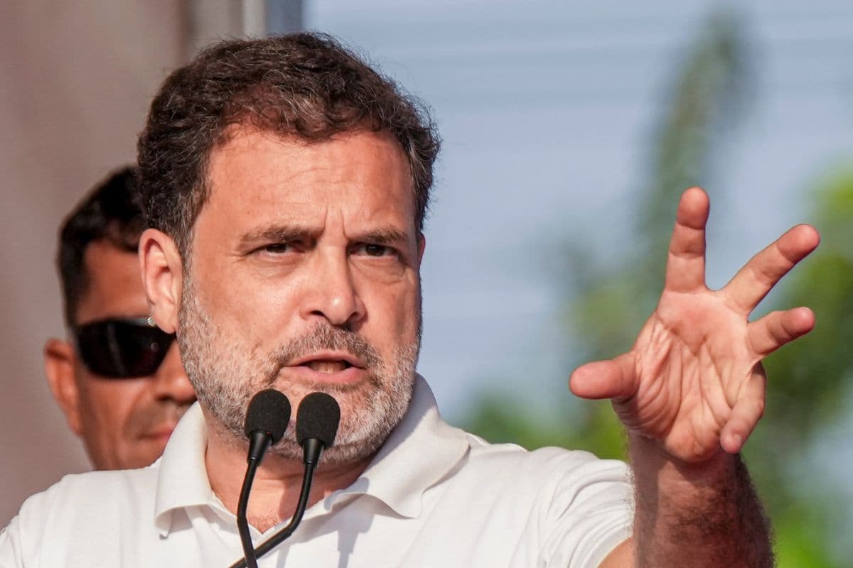 श्रीरामपुर में गरजे राहुल गांधी- ममता बनर्जी और मोदी अमीरों के लिए कर रहे काम, दोनों सत्ता के लालची