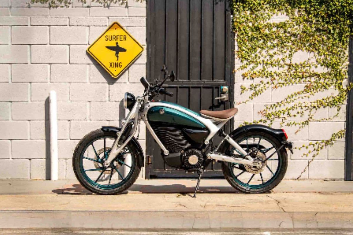 आ गई Royal Enfield की पहली इलेक्ट्रिक बाइक, सिंगल चार्ज में मिलेगी 154km तक की रेंज