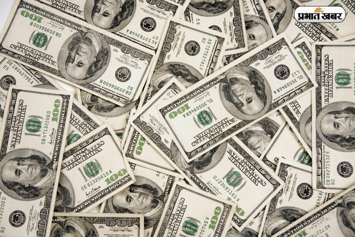 डॉलर के मुकाबले 13 पैसे की बढ़त के साथ 92.78 पर पहुंचा, कच्चे तेल की नरमी से मिली राहत