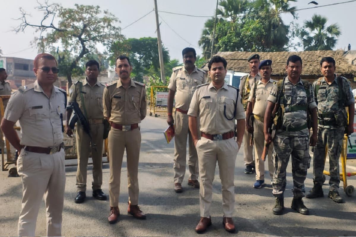 पश्चिम बंगाल में 23 अप्रैल को मतदान, झारखंड का सीमावर्ती इलाका सील