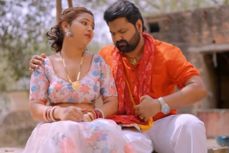 ‘आहि रे गरमिया’ में समर सिंह का धमाल, सोना सिंह के डांस ने मचाई धूम