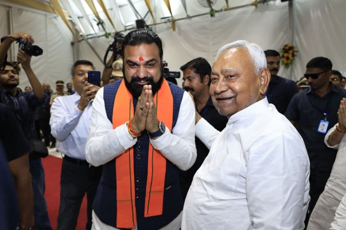 मुझे विश्वास है आपके नेतृत्व में बिहार… CM बनने पर सम्राट को नीतीश ने दी शुभकामनाएं