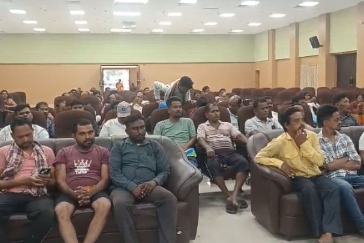 अब वेंडिंग जोन और सरकारी सुविधाओं से लैस होंगे सरायकेला के दुकानदार, नगर पंचायत अध्यक्ष ने दिया भरोसा