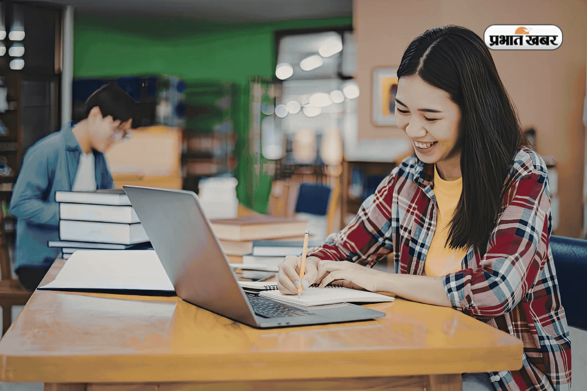 किताब और डिग्री से बढ़ें आगे, इन Skill बेस्ड कोर्स जल्दी मिलेगी नौकरी 