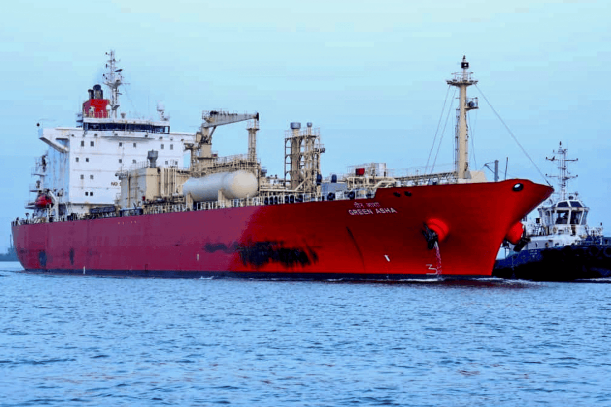 आपदा में अवसर : होर्मुज स्ट्रेट तनाव से भारत के विझिंजम पोर्ट को मिल रहा फायदा