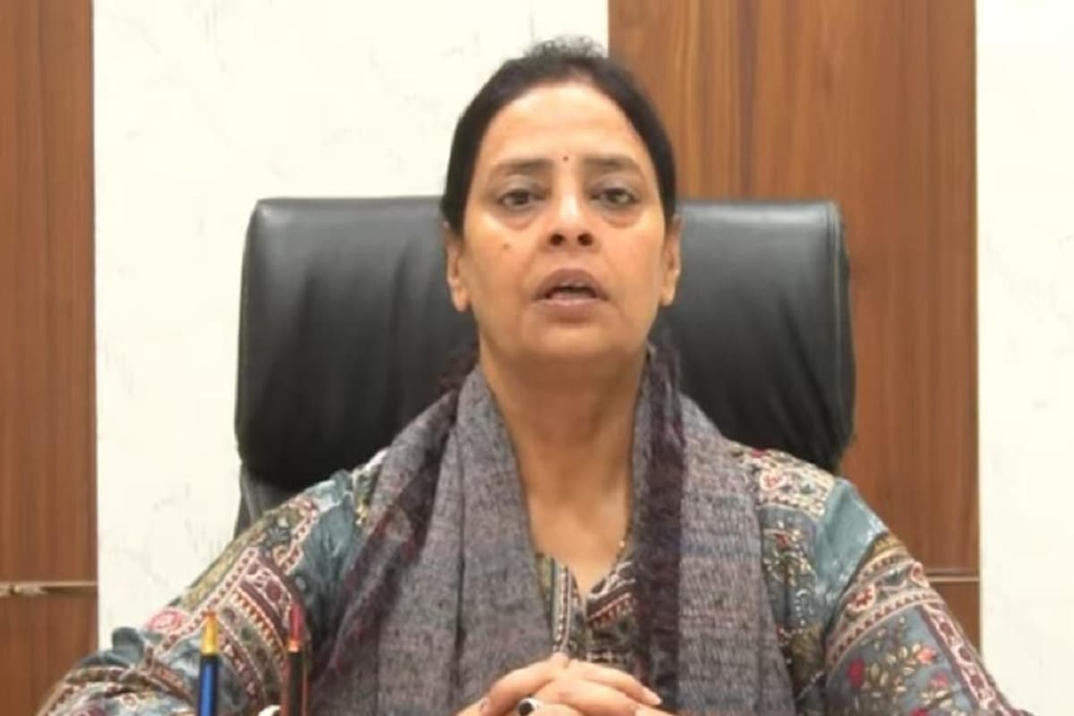 मानगो की मेयर सुधा गुप्ता ने लौटाई सरकारी गाड़ी, सीएम राहत कोष में जमा कराएंगी वेतन