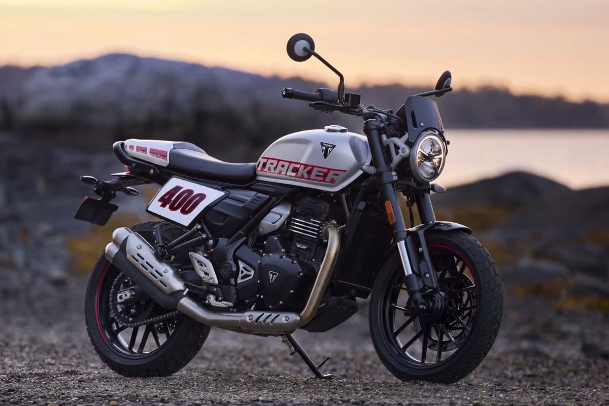 ₹2.46 लाख में आयी Triumph Tracker 400, रेट्रो लुक के साथ मिलेंगे मॉडर्न फीचर्स