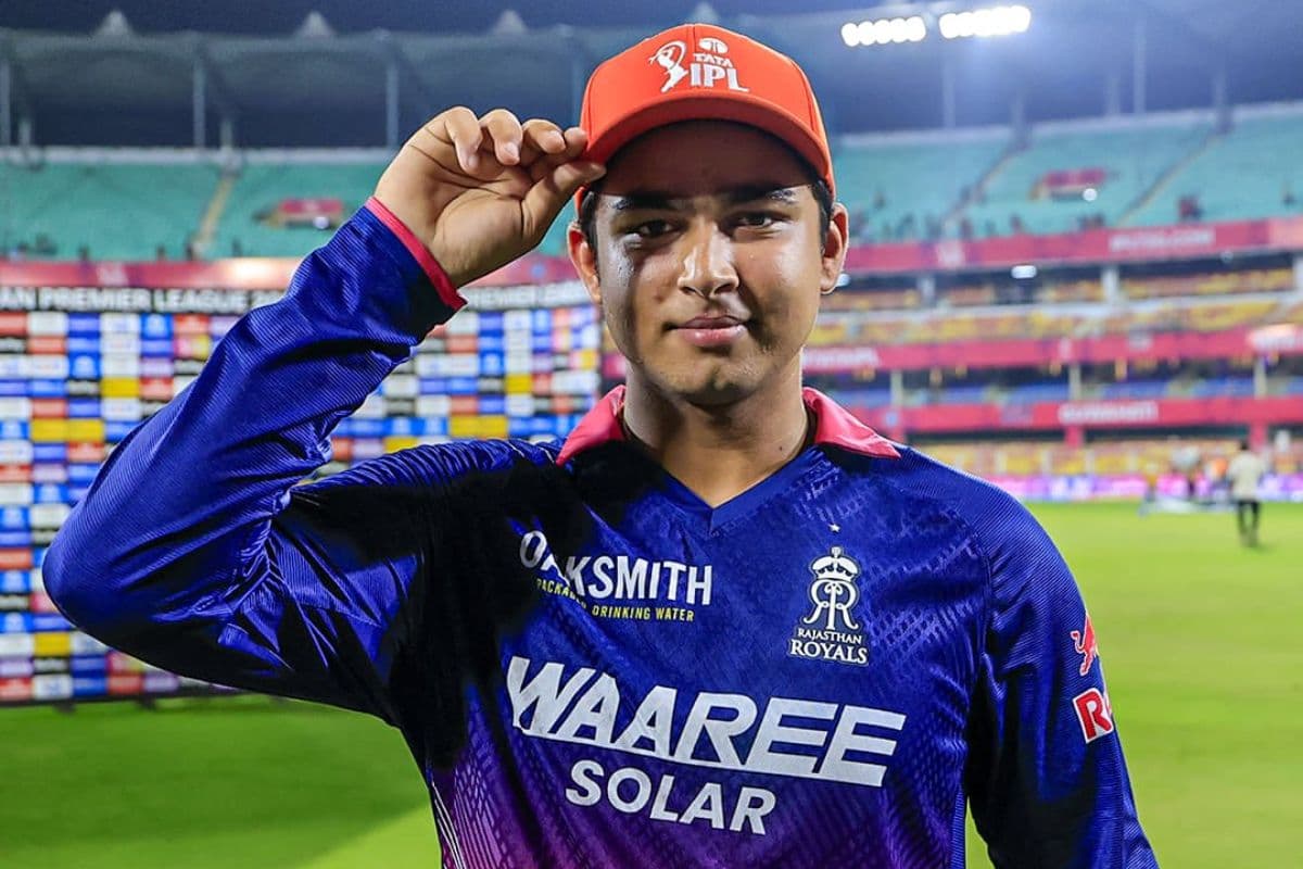 वैभव सूर्यवंशी को मिला किंग कोहली का आशीर्वाद, मैच के बाद का वीडियो हुआ वायरल