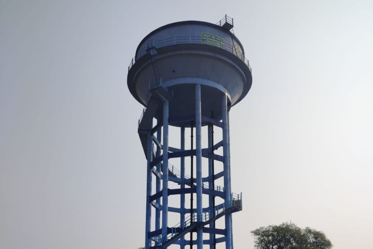 सरायकेला में हाहाकार: 7 करोड़ की योजना फेल, लो-वोल्टेज की वजह से 10 गांव प्यासे, 1274 घरों में नल सूखे