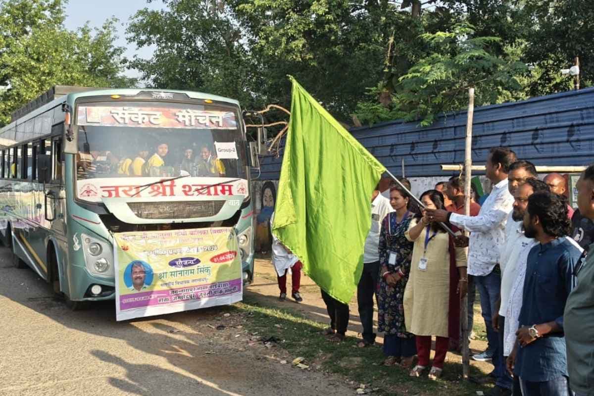 विधायक सोनाराम सिंकु की पहल, जगन्नाथपुर के छात्राओं का जमशेदपुर एजुकेशनल टूर