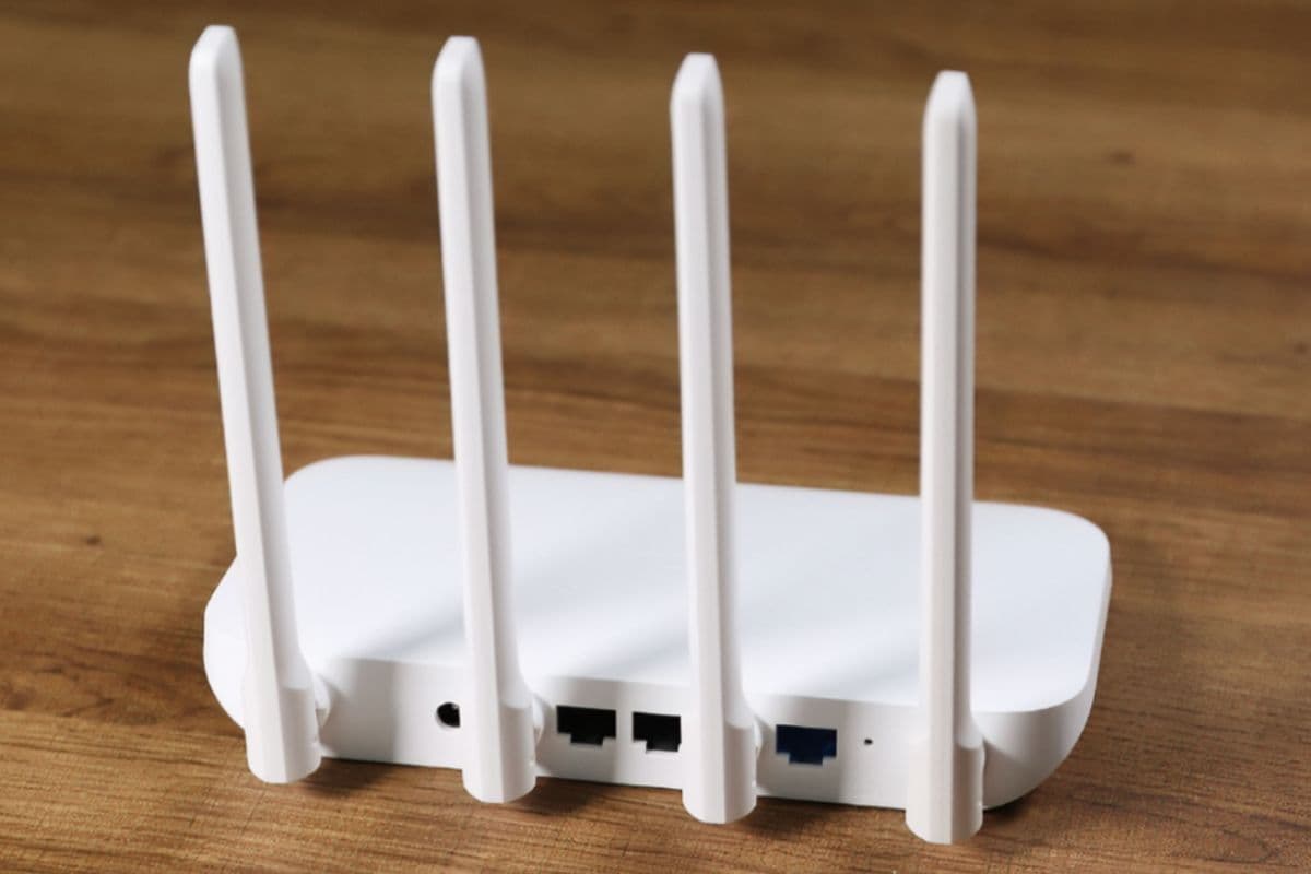 क्या ज्यादा एंटीना वाला WiFi राउटर फास्ट इंटरनेट देता है? घर में लगवाने से पहले जानें सच्चाई