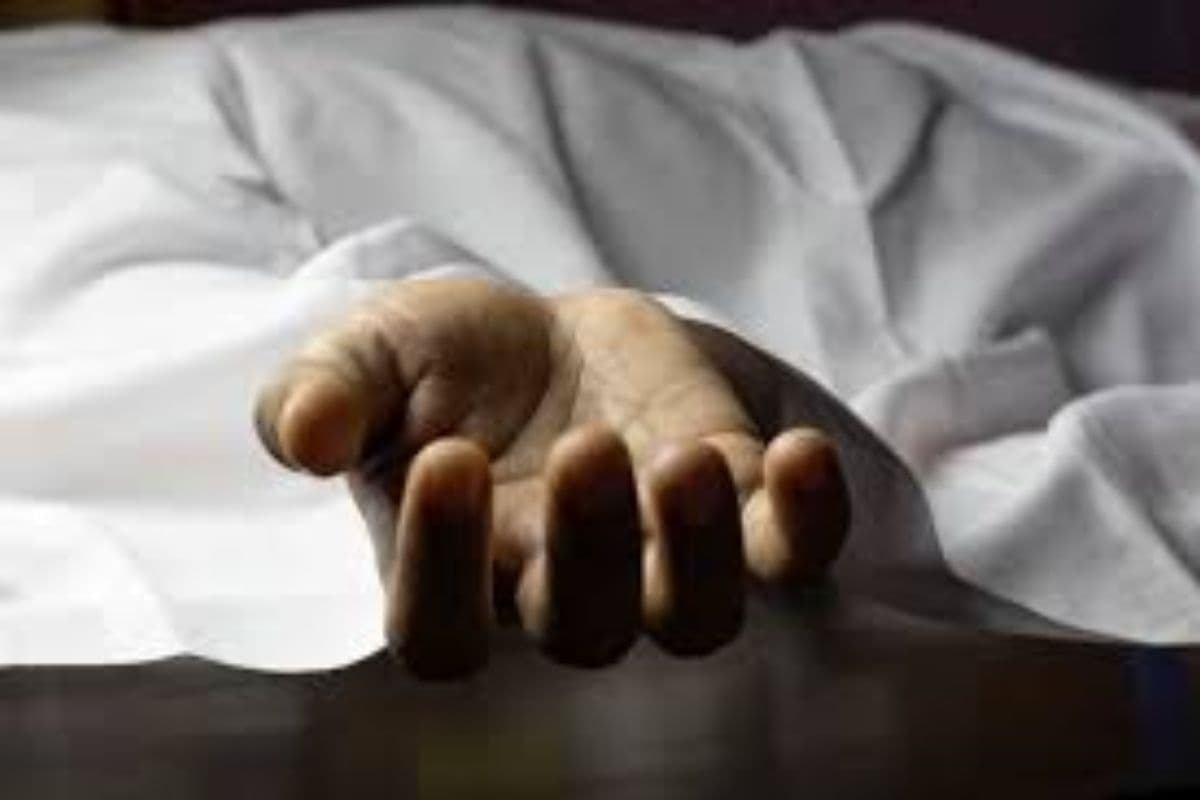 पश्चिमी सिंहभूम के नोवामुंडी में बुजुर्ग महिला ने की आत्महत्या: घर के बीम से लटका मिला शव, गांव में मातम