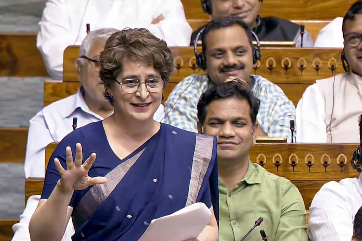 महिला आरक्षण बिल: प्रियंका गांधी का अमित शाह पर तंज, कहा- अगर चाणक्य होते तो वो भी चौंक जाते