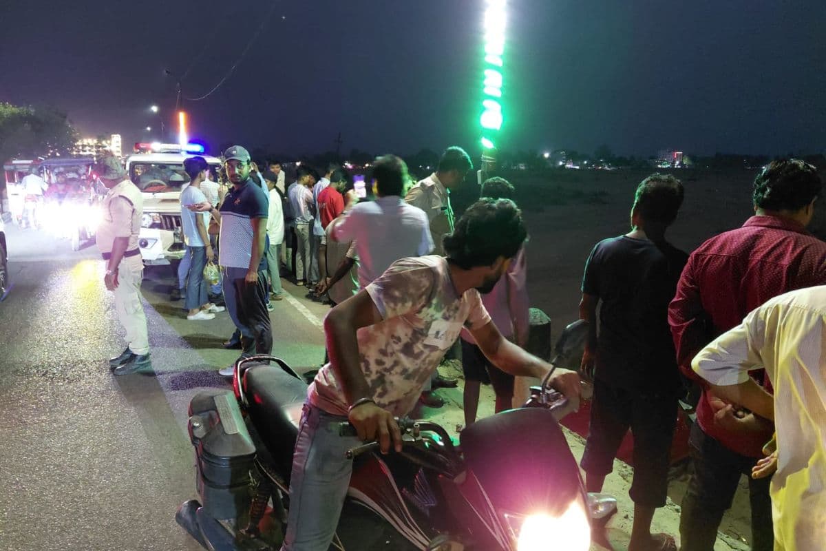 बोधगया में सुजाता पुल से नीचे गिरी जीप, 9 बच्चियां घायल, ड्राइवर की मौत