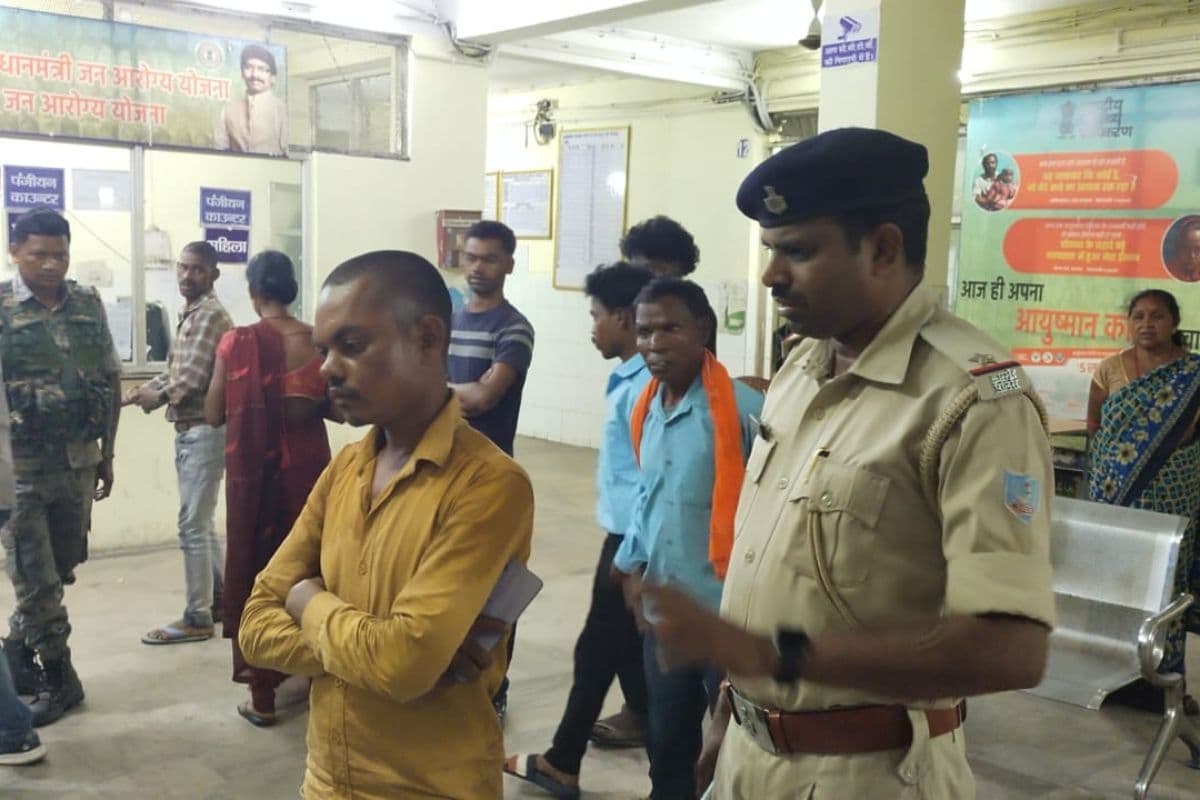 बोकारो में सड़क दुर्घटना में एक युवक की मौत, एक गंभीर रूप से घायल