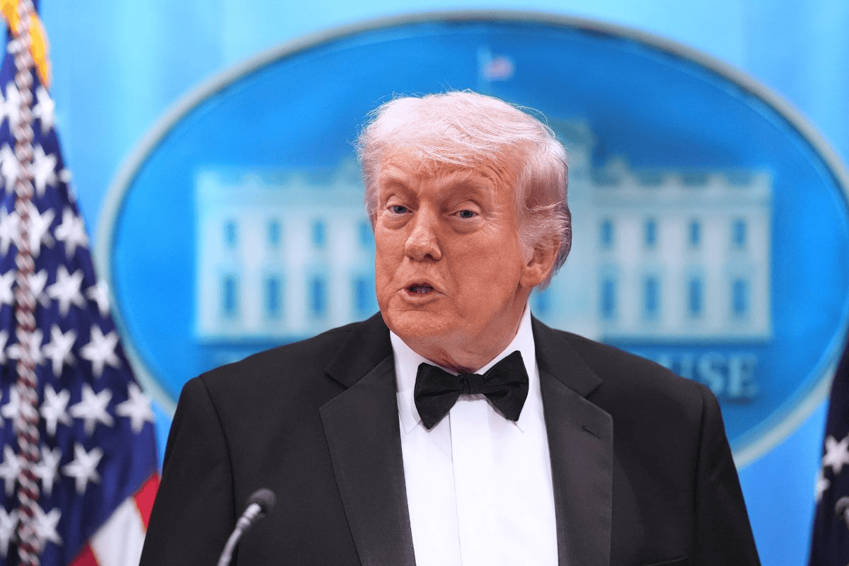 ईरान-अमेरिका के बीच फोन पर हो सकती है वार्ता, ट्रंप ने जंग खत्म करने के दिए संकेत