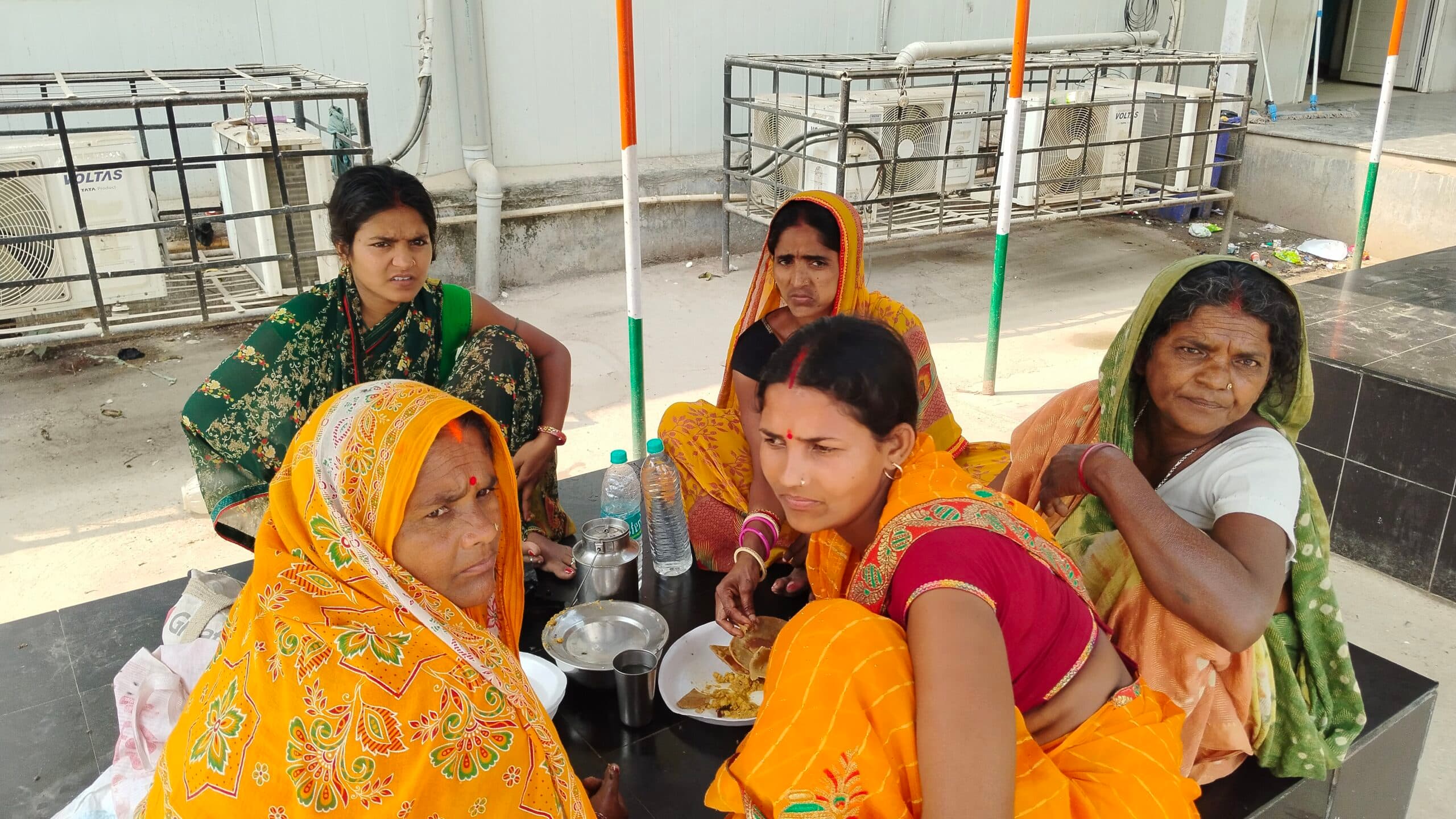 बूंद-बूंद के लिए तरस रहे हैं सदर अस्पताल के मरीज, पानी पीने की नहीं है व्यवस्था