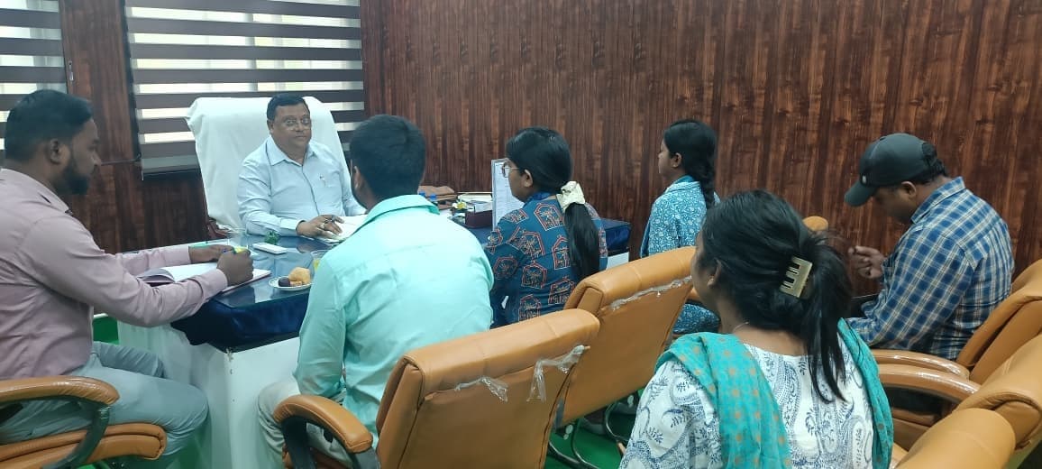 पंचायती राज विभाग की समीक्षा बैठक