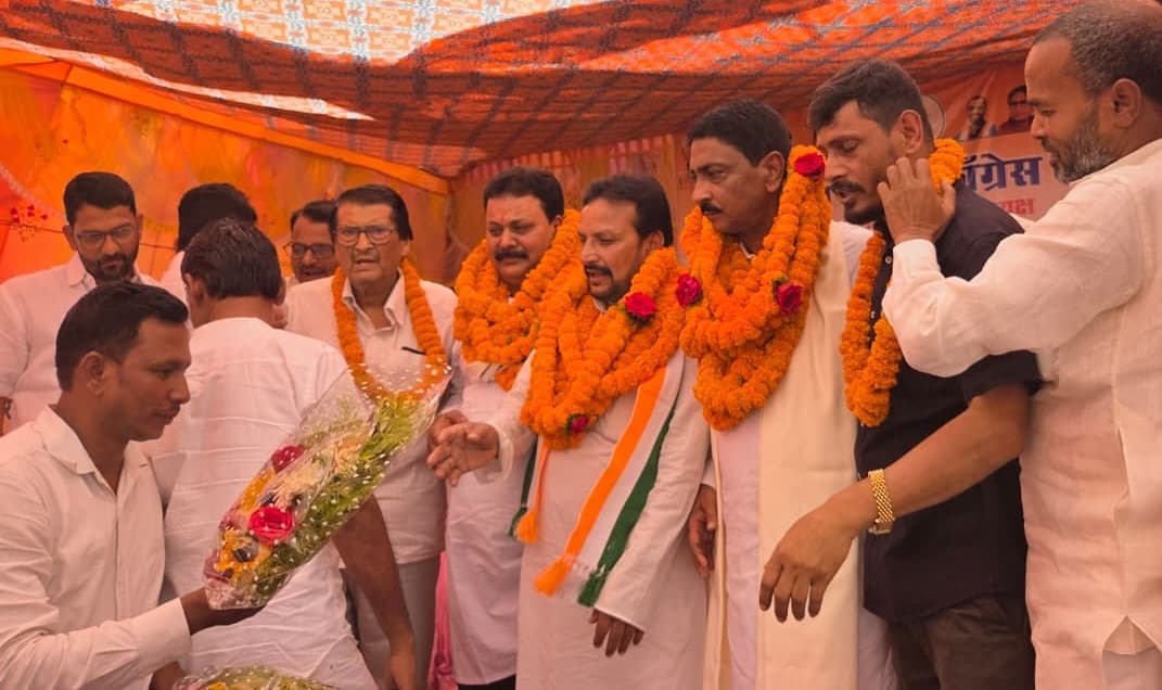 कांग्रेस के नवमनोनीत दोनों अध्यक्षों का भव्य स्वागत