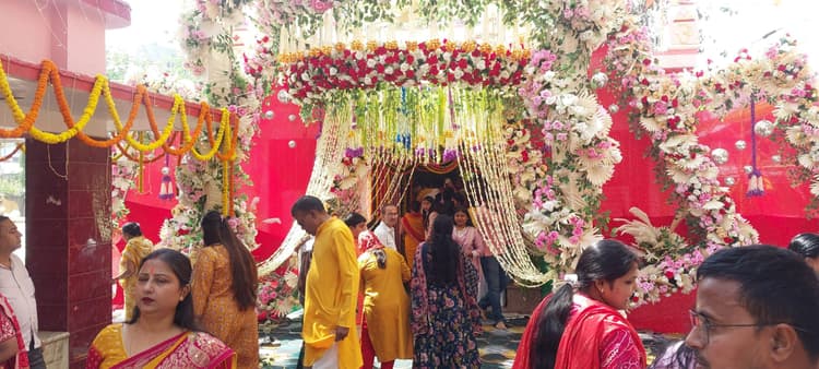 धूमधाम से मनायी गयी हनुमान जयंती, शाम में महाआरती में जुटे श्रद्धालु