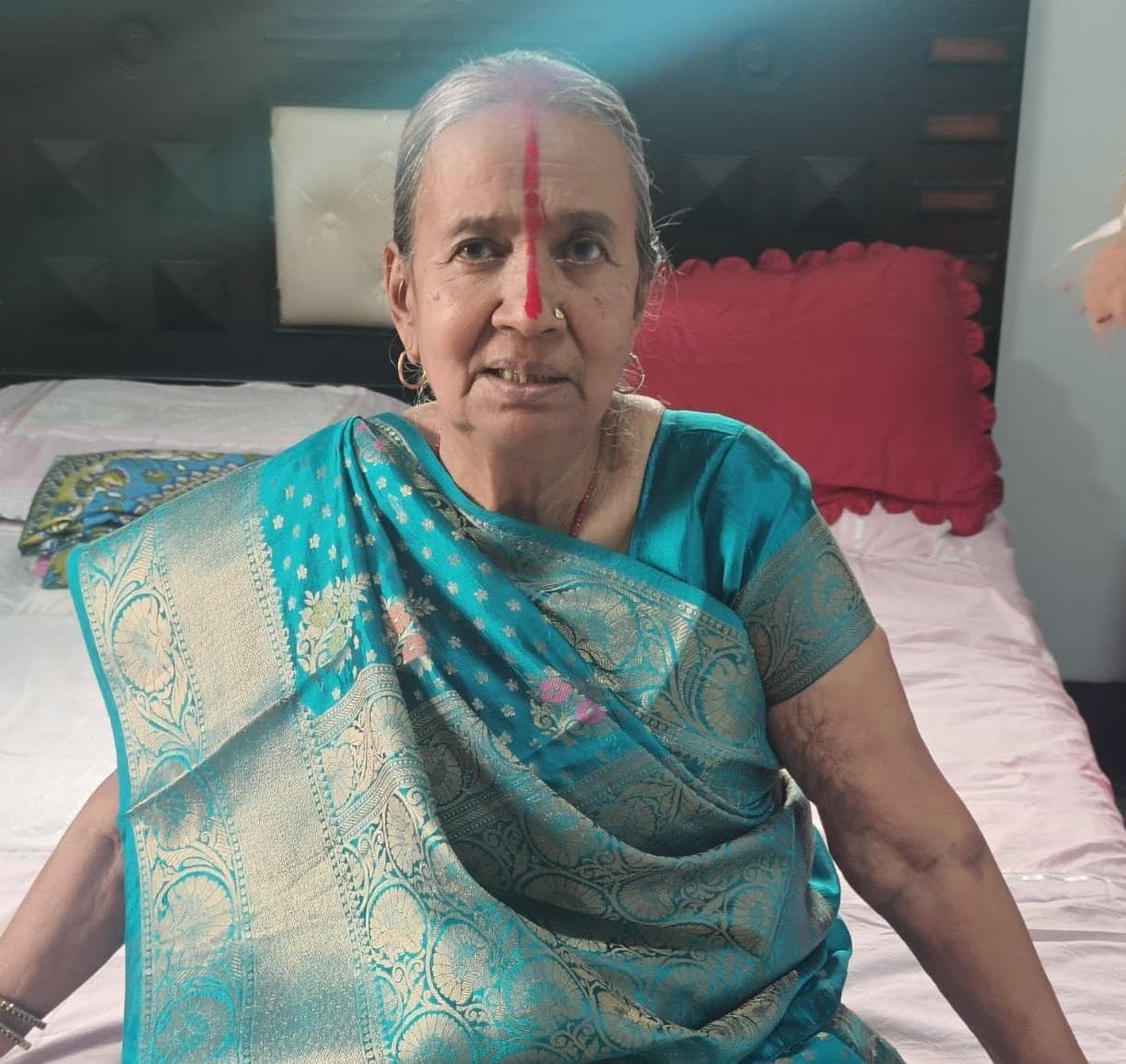 प्रधानाध्यापक की मां के निधन पर शोक जताया