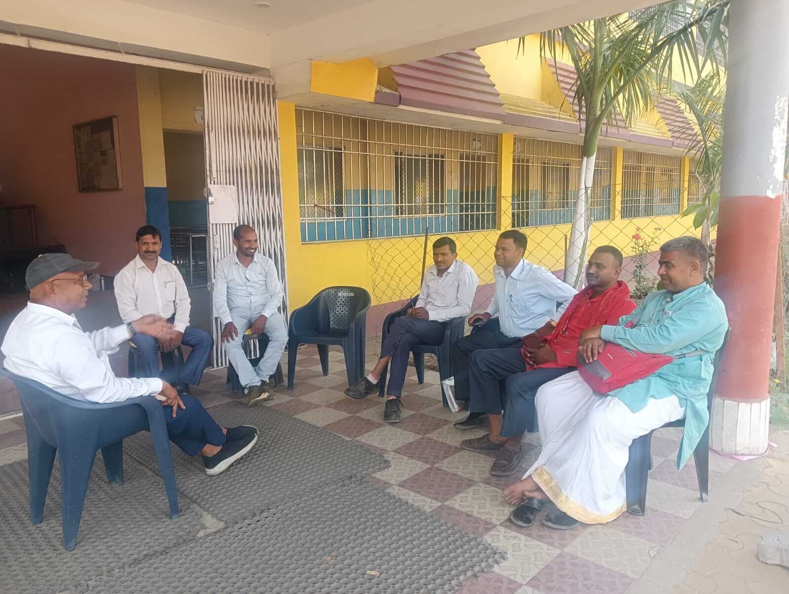 Giridih News :पशुपालन विभागीय एआई कर्मचारी संघ आंदोलन करेगा तेज