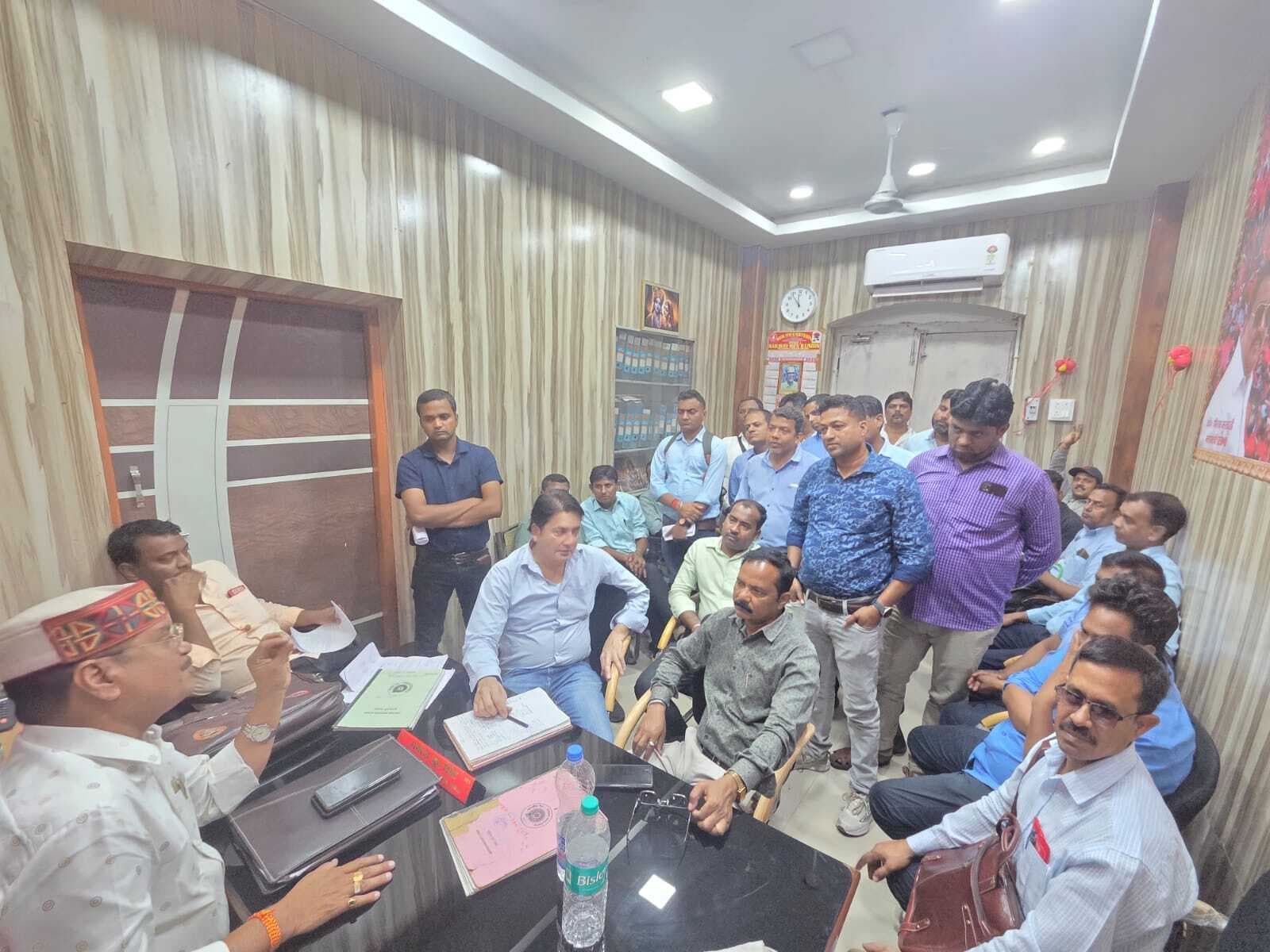 Chaibasa News : टाटा और आदित्यपुर ट्रांसफर हो सकेंगे ट्रैक मेंटेनर