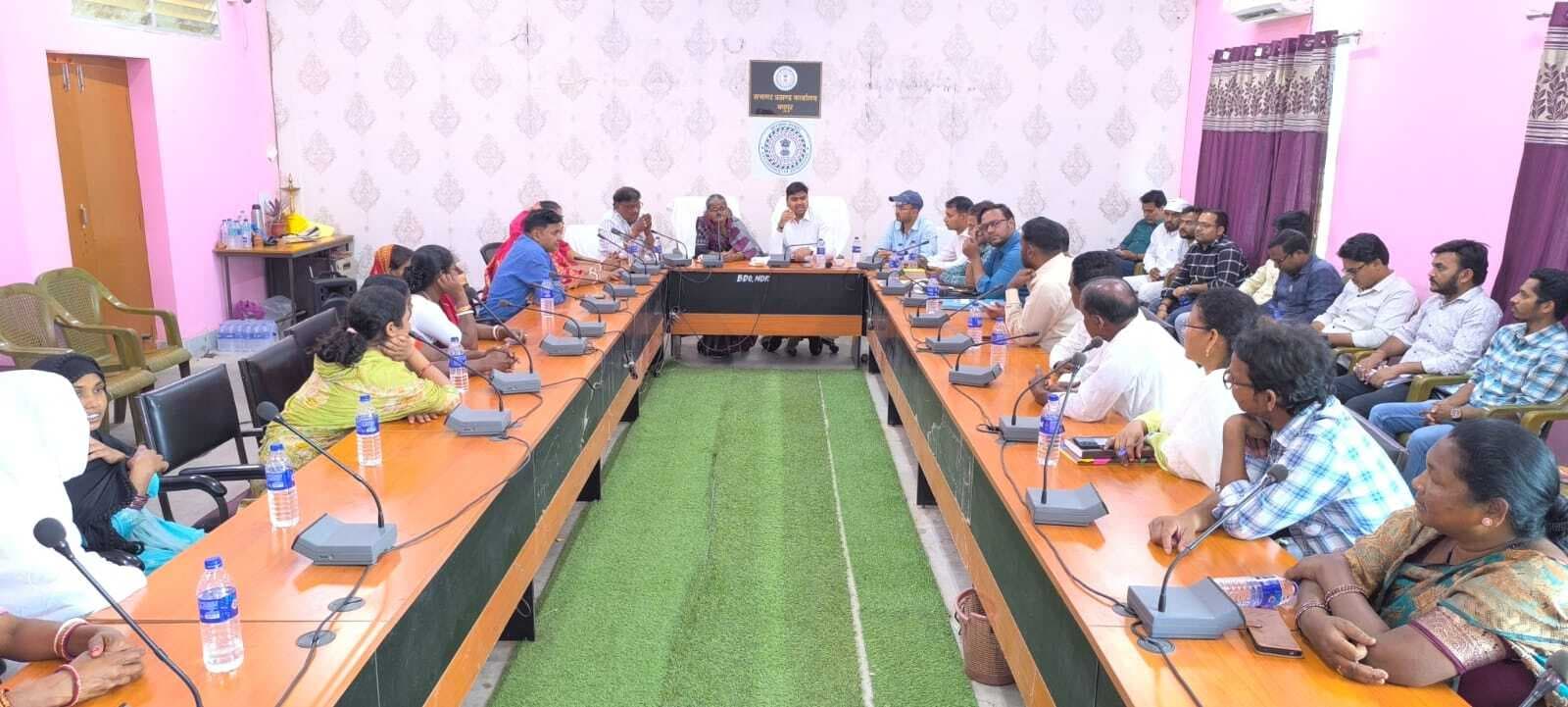 स्वास्थ्य उपकेंद्र सिंघो में एएनएम प्रतिनियुक्त किये जाने की उठी मांग