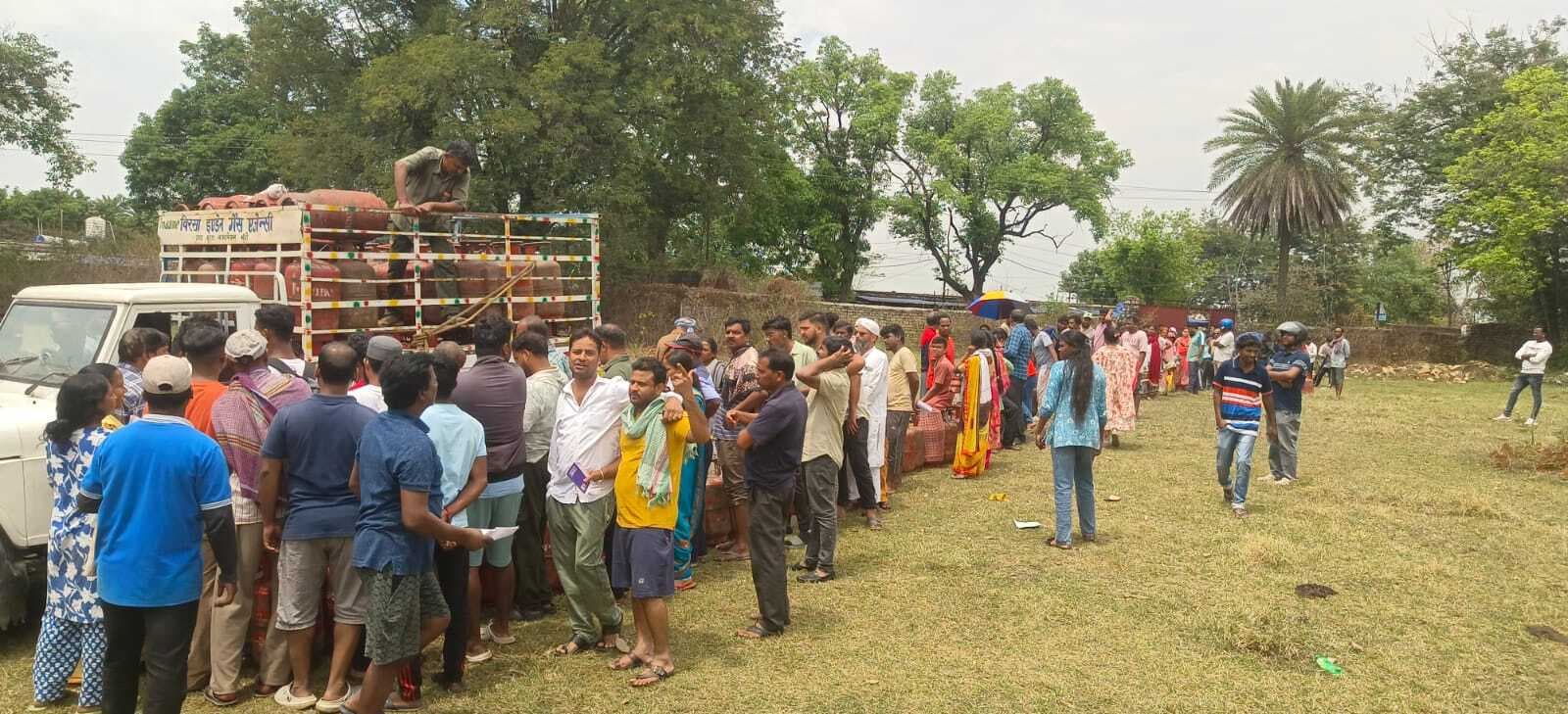 खूंटी में नहीं हो रही है रसोई गैस सिलिंडर की होम डिलीवरी