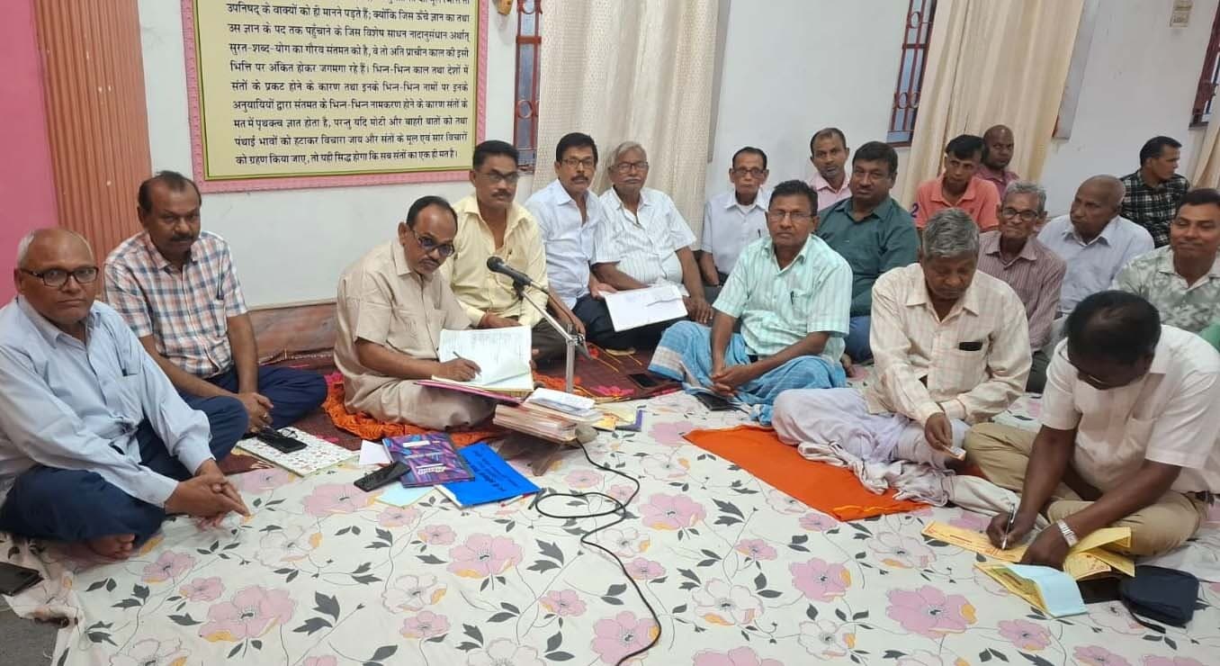 गुरु जयंती को लेकर शिवपुरी सत्संग मंदिर में बैठक