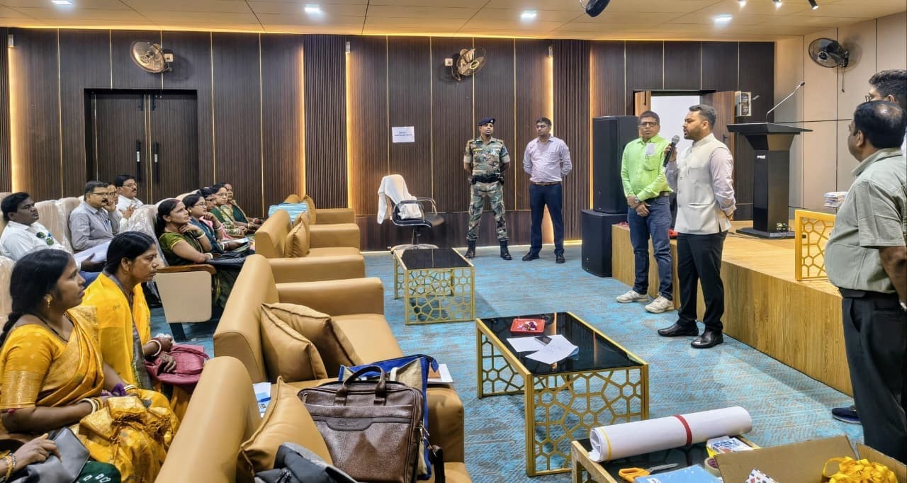 Dhanbad News: 256 पंचायतों के मुखिया के लिए तीन दिवसीय ट्रेनिंग शुरू