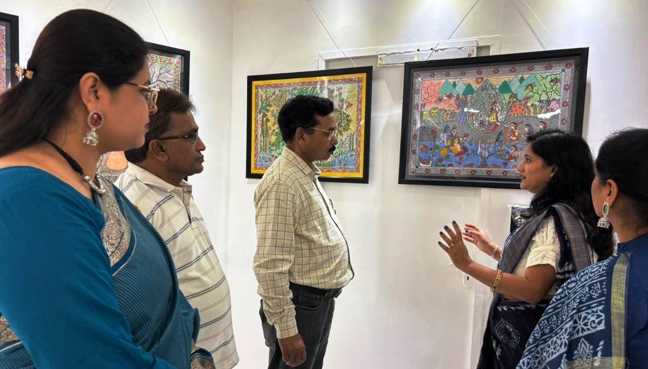 मुंगेर की झेलम गर्ग के पेंटिंग ने राष्ट्रीय मंच पर मचाई धूम