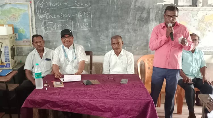 स्कूलों में स्वच्छता व घंटी व्यवस्था की हुई समीक्षा