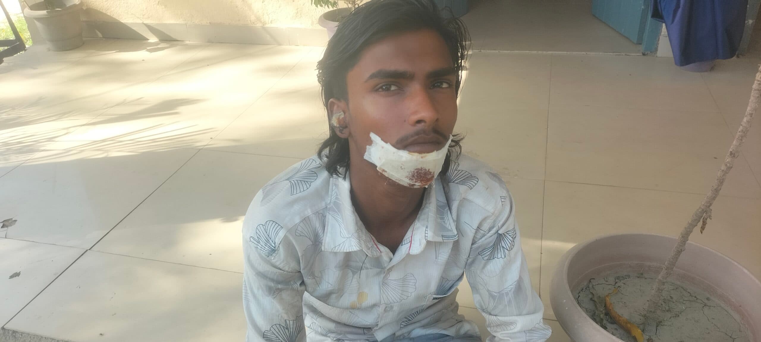 ऑटो चालक पर चाकू से हमला, आरोपित गिरफ्तार