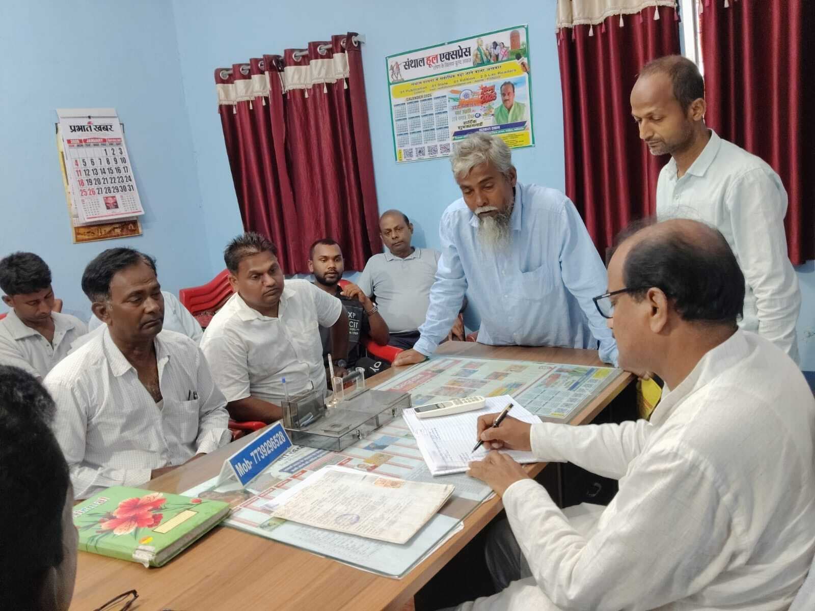 विधायक प्रतिनिधि ने सुनीं क्षेत्रवासियों की समस्याएं