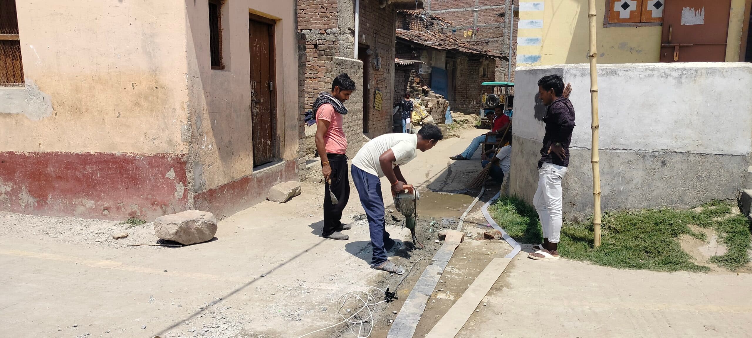 छह माह से जलजमाव झेल रहे गरीबनगर वासियों को मिली राहत