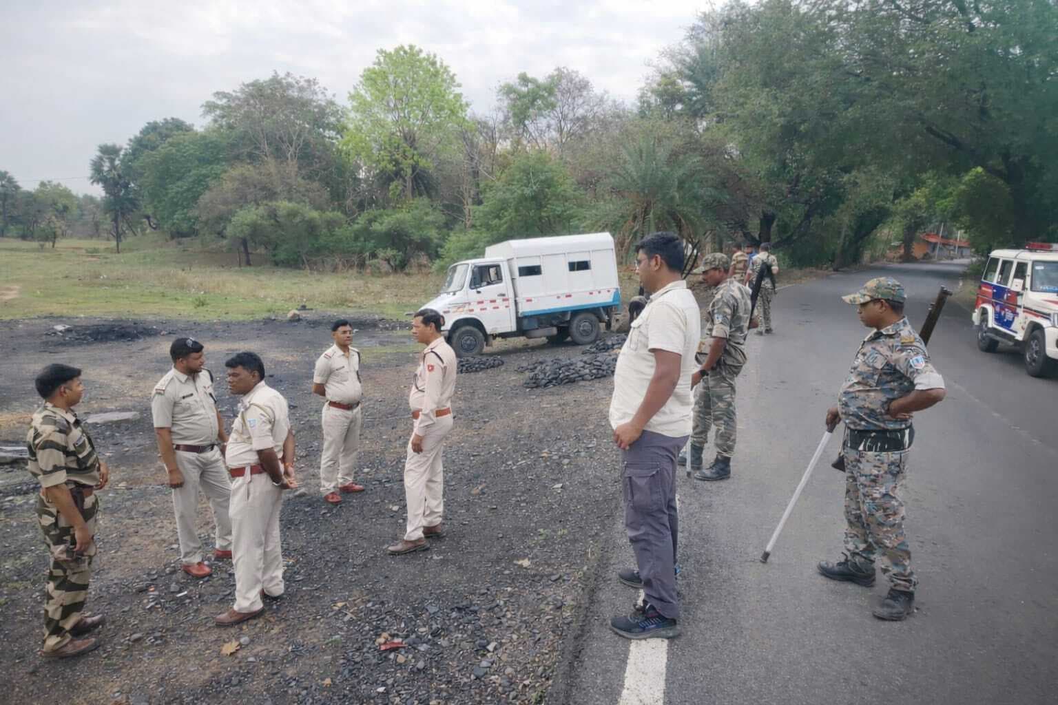सोरेन पाड़ा में अवैध कोयला कारोबार पर छापा, 6.5 मीट्रिक टन कोयला जब्त