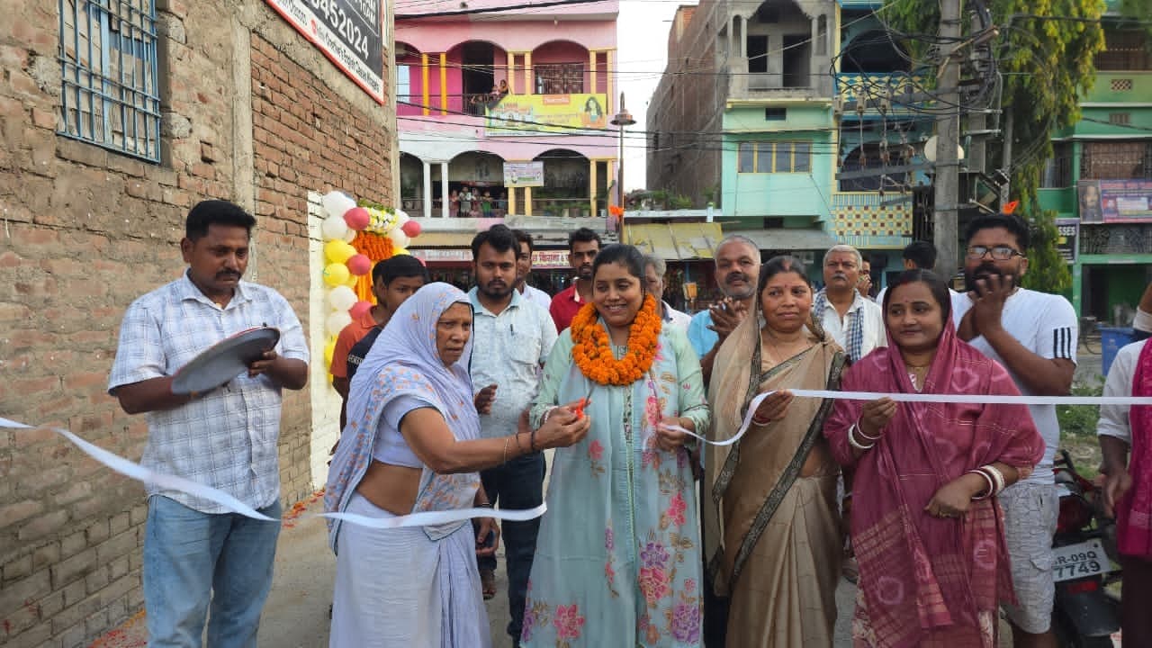 नगर सभापति ने 21.48 लाख रूपये की लागत से सड़क का किया उद्घाटन