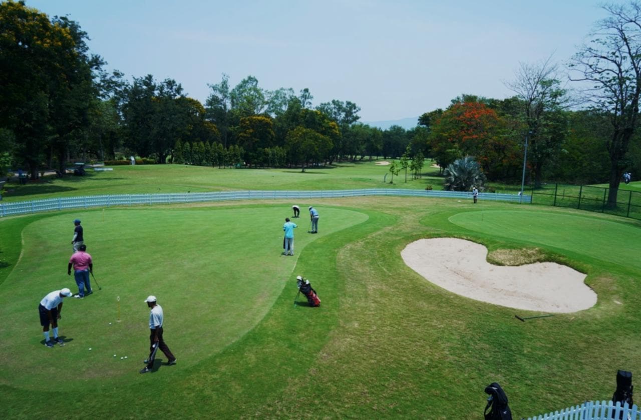 Jamshedpur golf league at golmuri and beldih : जमशेदपुर गोल्फ लीग शुरू, 12 टीमें ले रही है हिस्सा