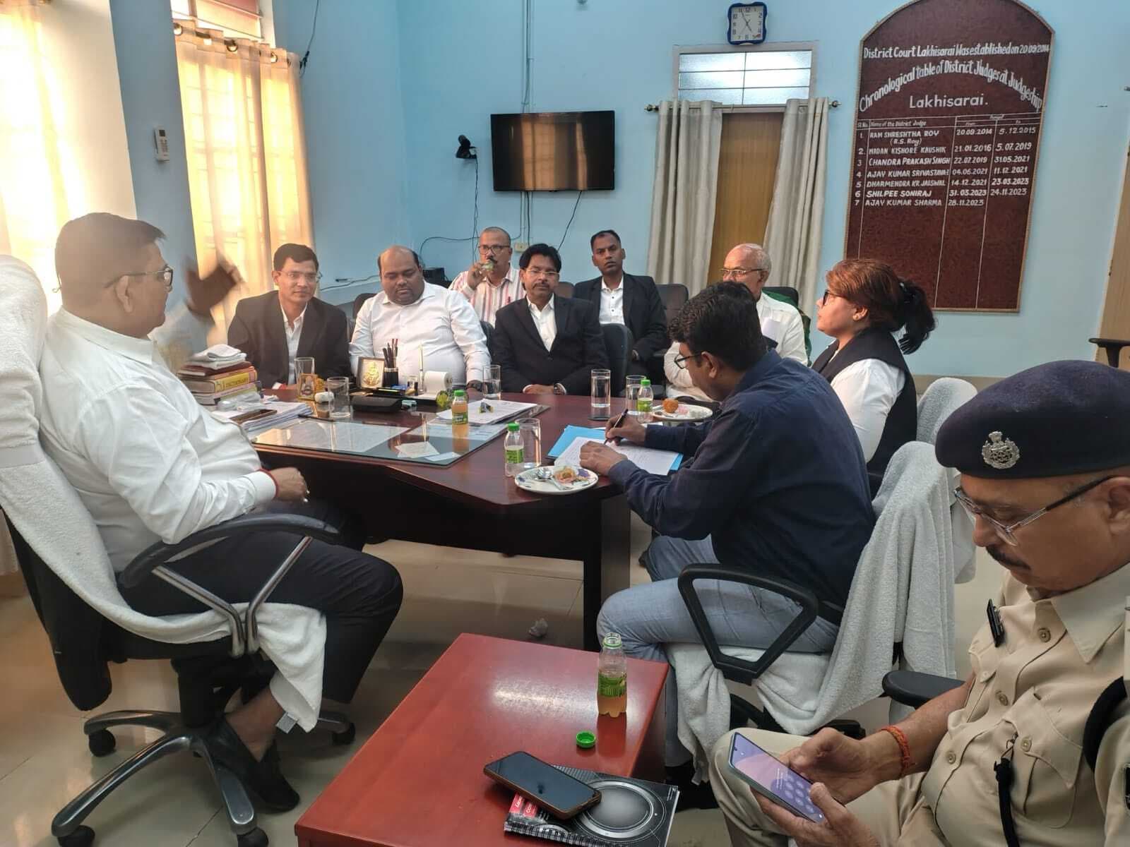 राष्ट्रीय लोक अदालत की तैयारियों को लेकर डालसा की बैठक संपन्न