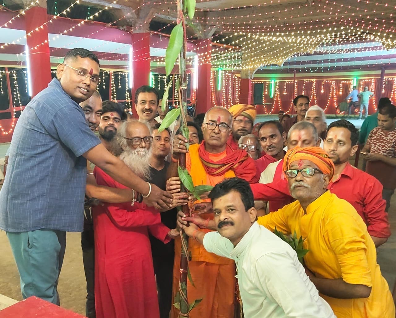 महाअष्टयाम में उमड़ी भक्तों की भीड़