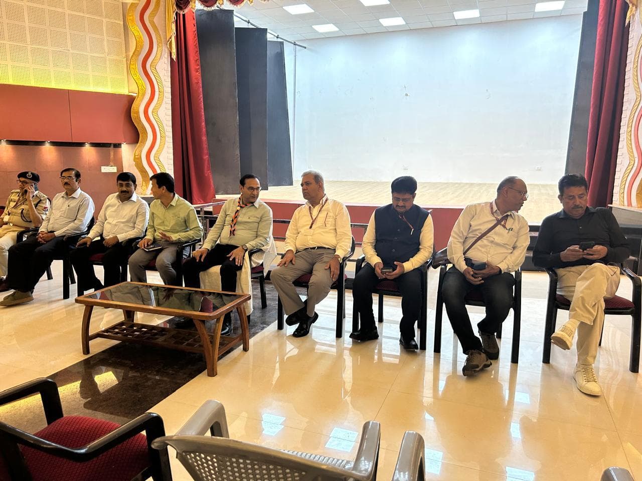रेलवे व डिवीजनल रेलवे अस्पताल में फिजियोथेरेपी क्लिनिक सेवा शुरू