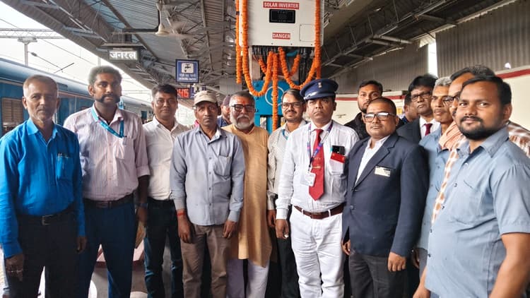 बारसोई जंक्शन हरित ऊर्जा की ओर अग्रसर, सोलर प्लांट से चमकेगा स्टेशन