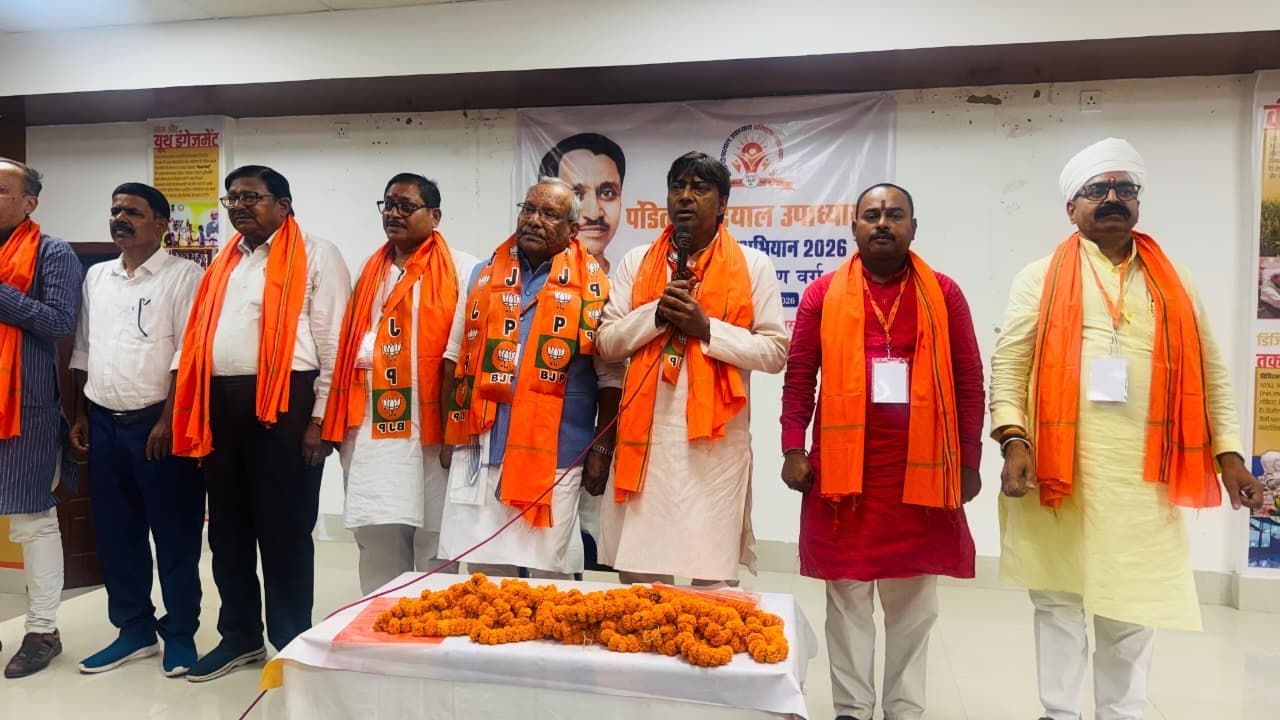 शिविर संगठन की विचारधारा, कार्यशैली व सेवा भाव को सशक्त करने का महत्वपूर्ण माध्यम